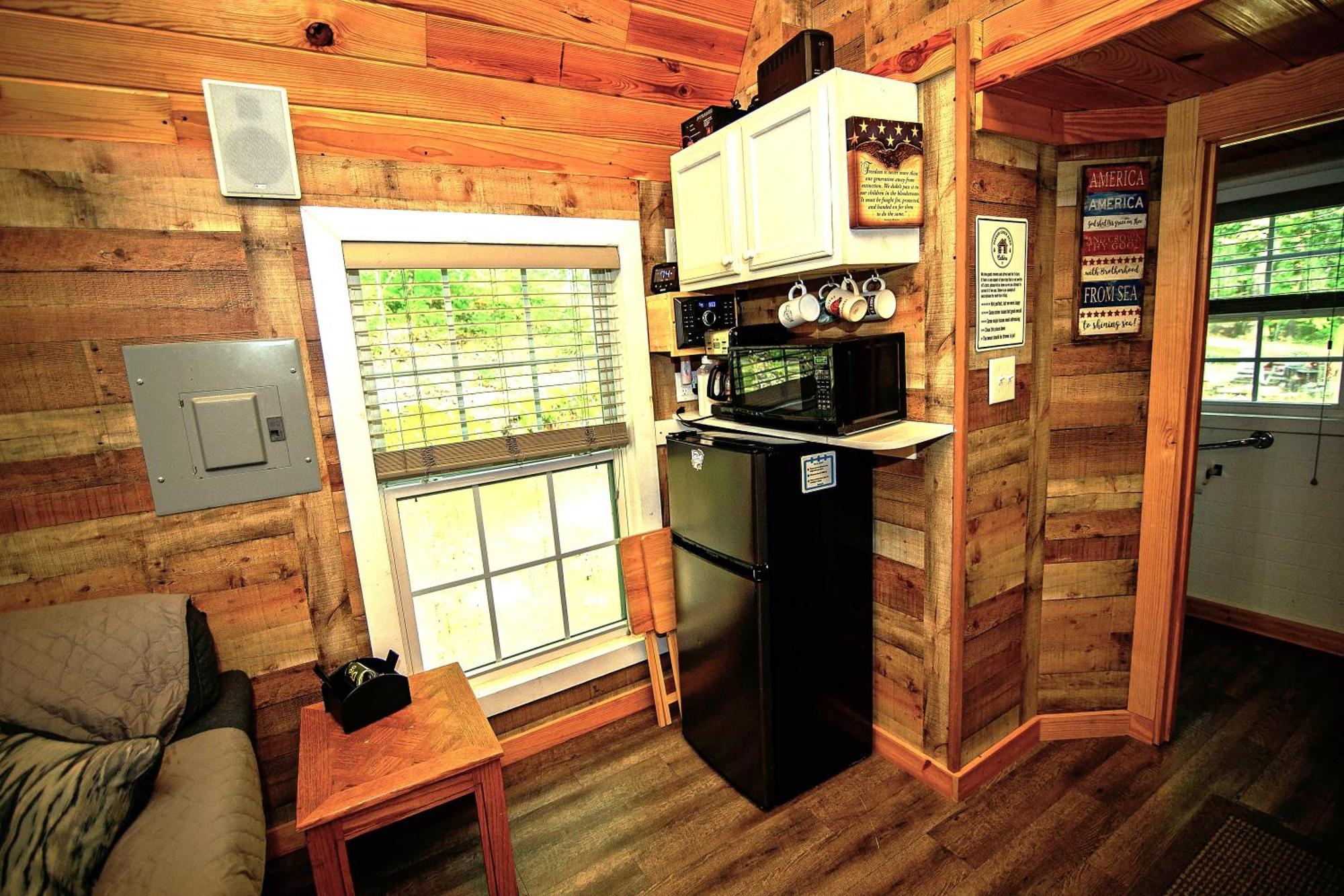 The Americana - Parker Creek Bend Cabins Murfreesboro Ngoại thất bức ảnh